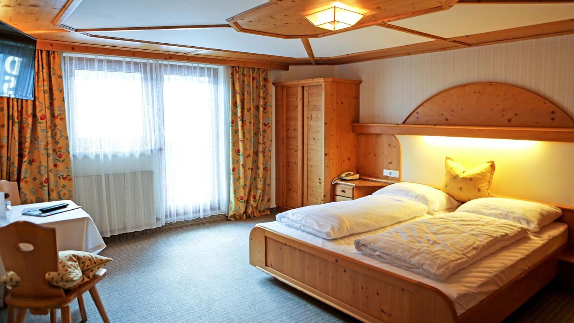 Gasthof Pension Madseiterhof Tux Esterno foto